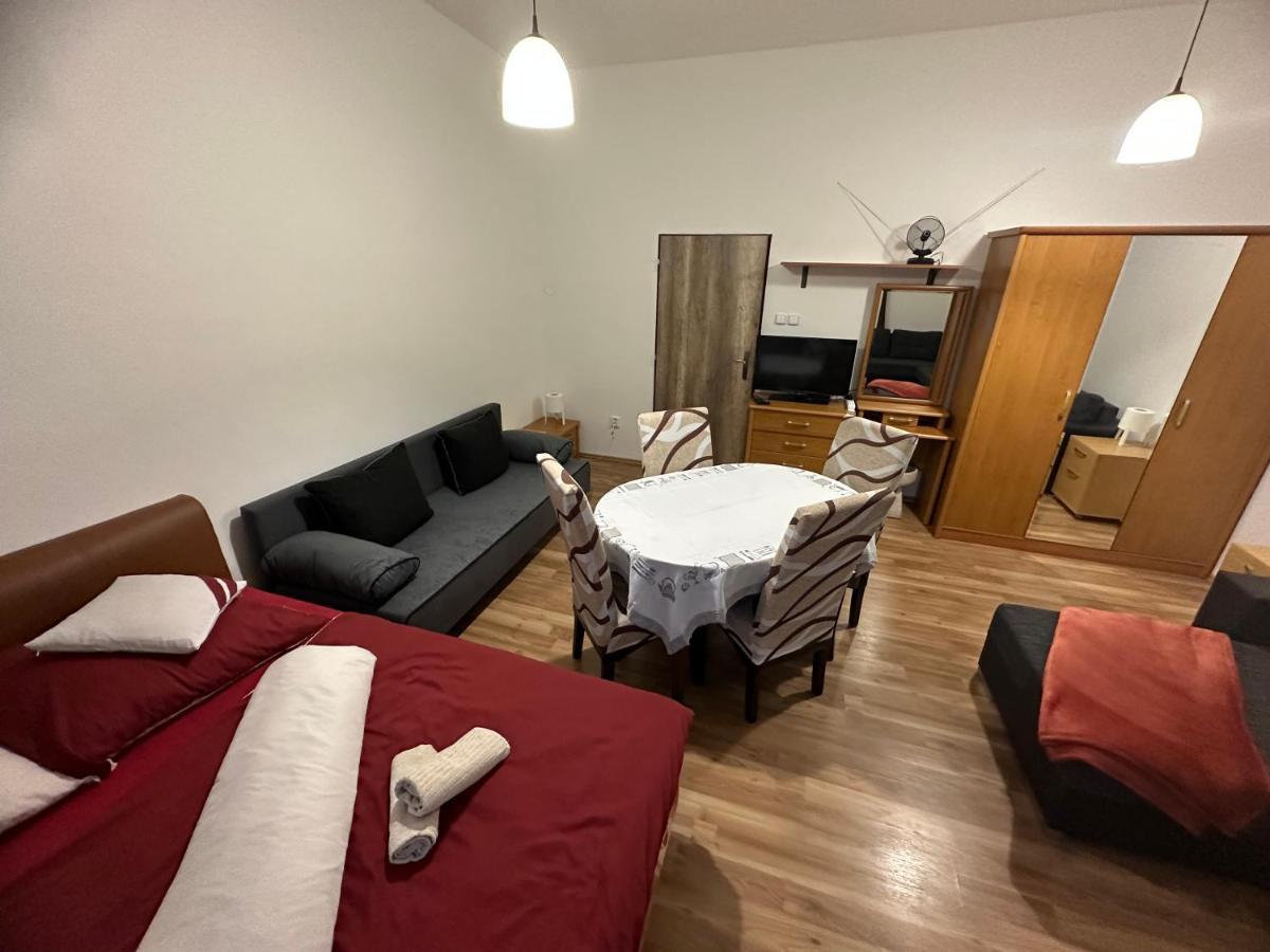Sonja Holiday Home Ostrava Esterno foto